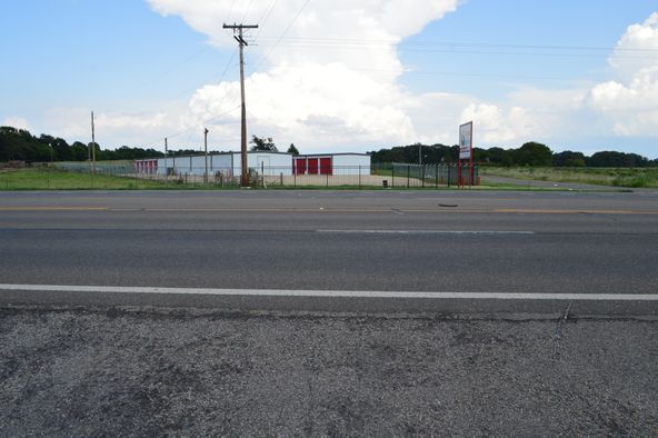 2656 US Highway 271 N, Pittsburg, TX 75686